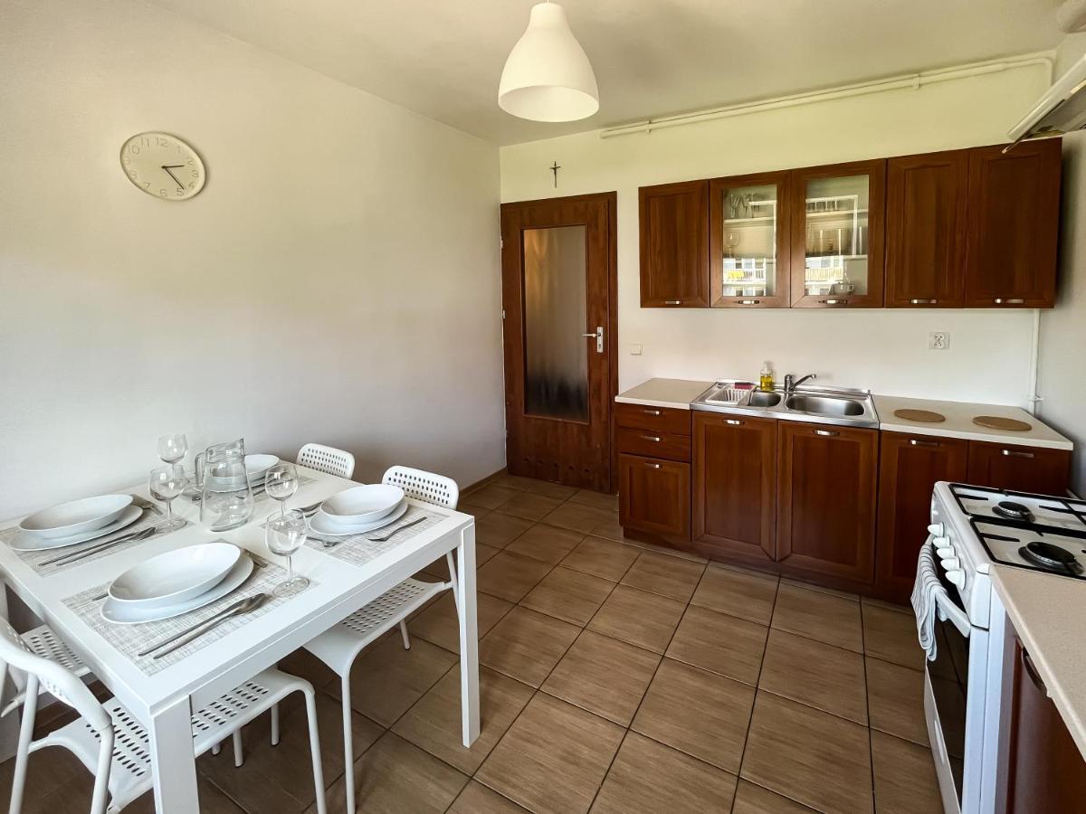 Uroczy Apartament Pod Skarpa Wadowice Buitenkant foto