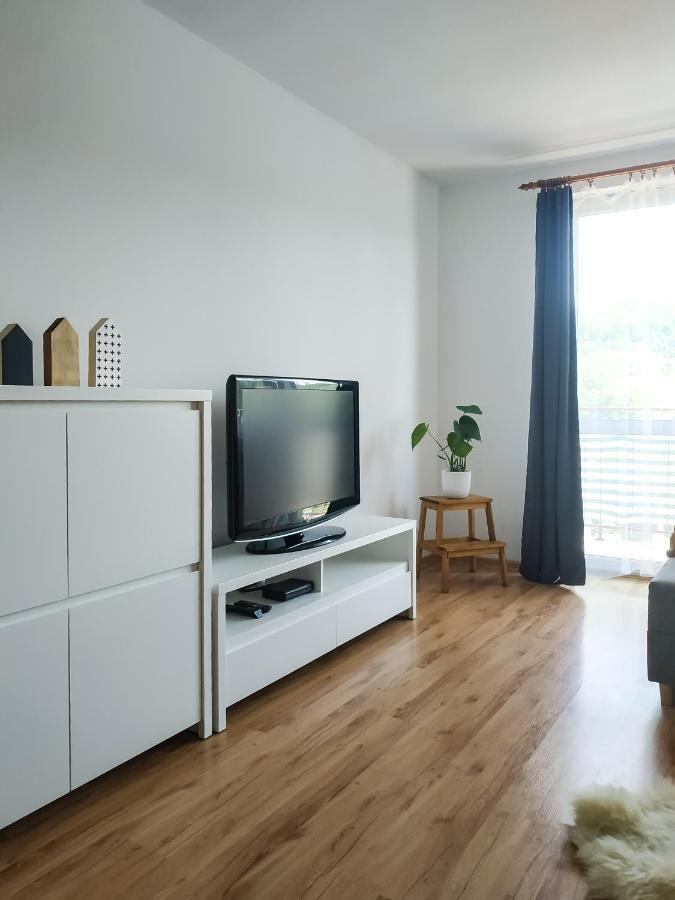 Uroczy Apartament Pod Skarpa Wadowice Buitenkant foto